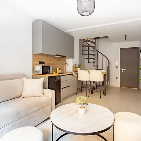 Sanders Tower Centre * Thessaloniki