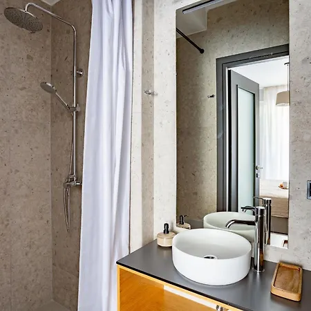 Sanders Tower Centre Apartment *